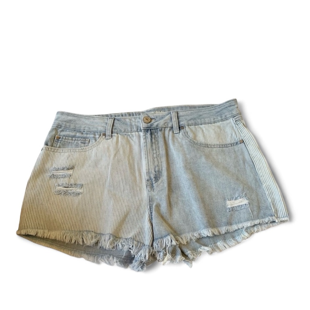 Rewash High Rise Frayed Hem Jean Shorts 13/31 Blue Distressed Cutoffs